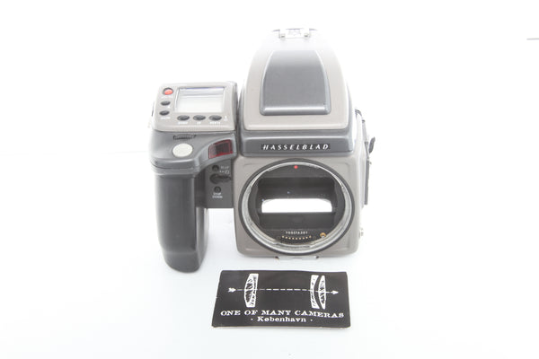 Hasselblad H1 with HVX90 Prism Finder
