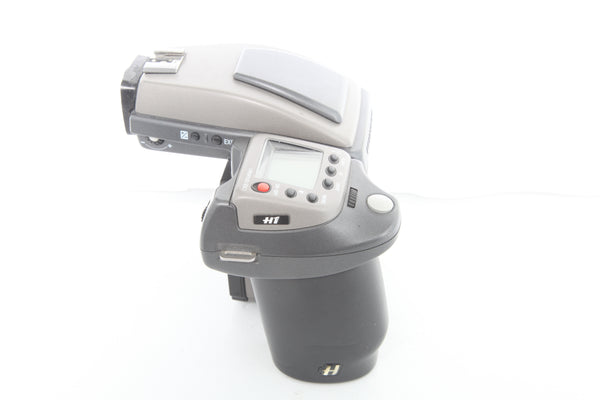 Hasselblad H1 with HVX90 Prism Finder