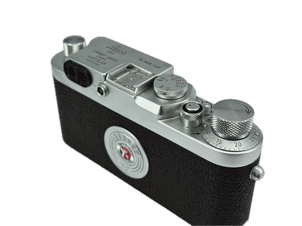 Leica IIIg with 5cm f3.5 Elmar and case and box