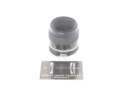 Nikon 55mm f2.8 Micro-Nikkor Ai-s - cl'a April 2024