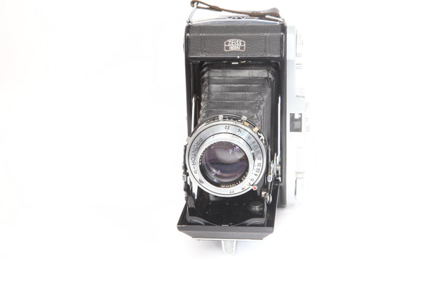Zeiss Ikonta 6x9 523/2 with 105mm f3.5 Novar-Anastigmat - cl'a April 2022