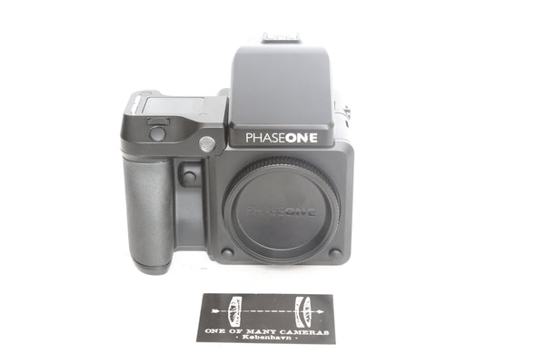 PhaseOne XF with IQ3 100mp back