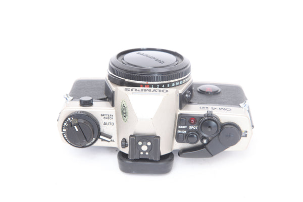 Olympus OM-4 Ti - New light seals November 2022