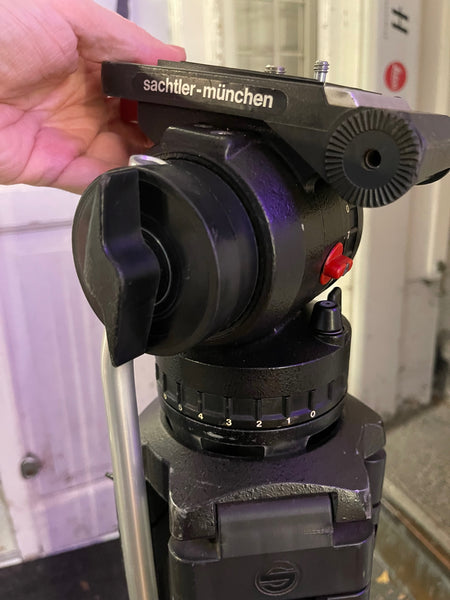 Sachtler Tripod with Fluid Head and long and short legs