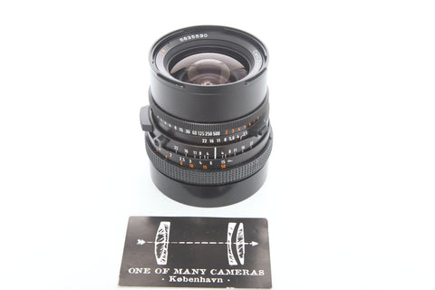 Hasselblad 60mm f3.5 Zeiss CF Distagon T* - cl'a February 2024