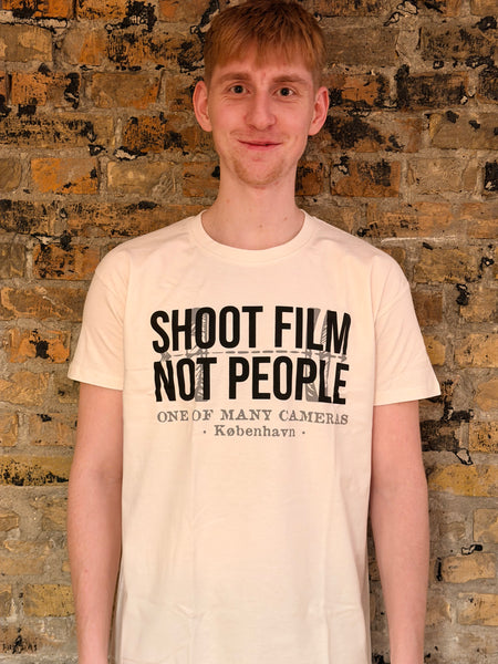 #038 OOMC Shoot Film Not People Off-White t-shirt