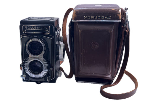 Yashica-D with case