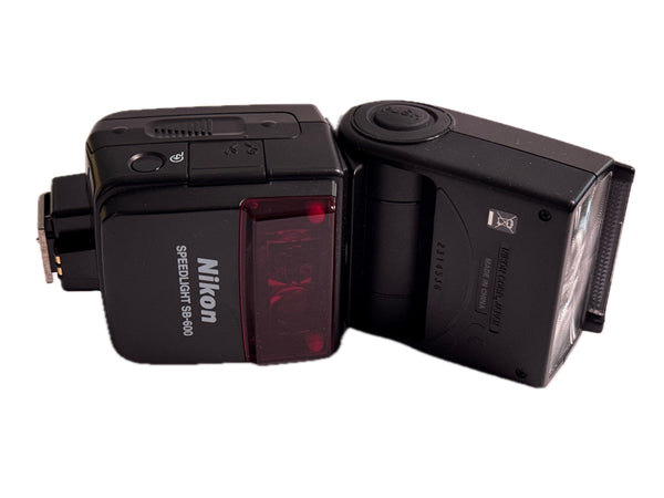 Nikon Speedlite SB-600 Flash