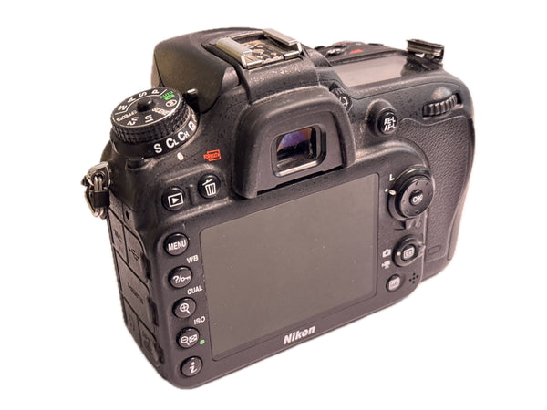 Nikon D7100