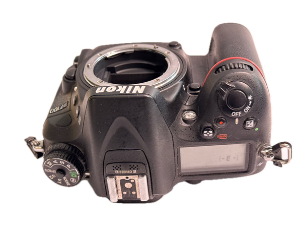 Nikon D7100