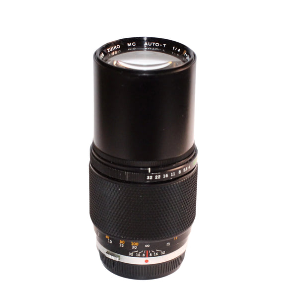 Olympus 200mm f4 Zuiko MC Auto-T - cl'a April 2025