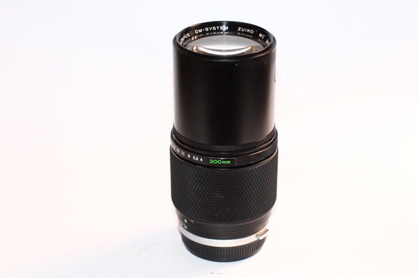 Olympus 200mm f4 Zuiko MC Auto-T - cl'a April 2025