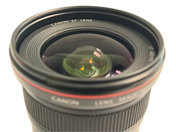 Canon EF 17-40mm f4 L USM with hood EW-83E