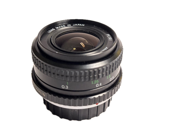 Petri 28mm f2.8 MC - CY mount