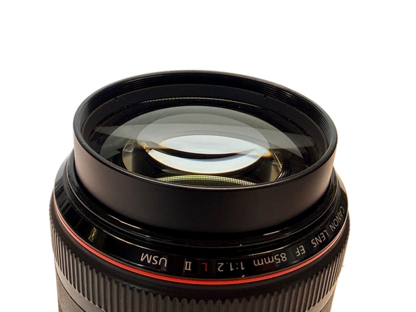 Canon EF 85mm f1.2 L II USM with hood ES-79II