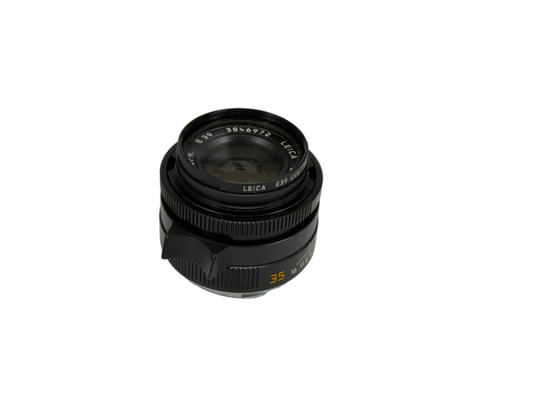 Leica 35mm f2 Summicron ASPH 11673 with hood 12526 A42
