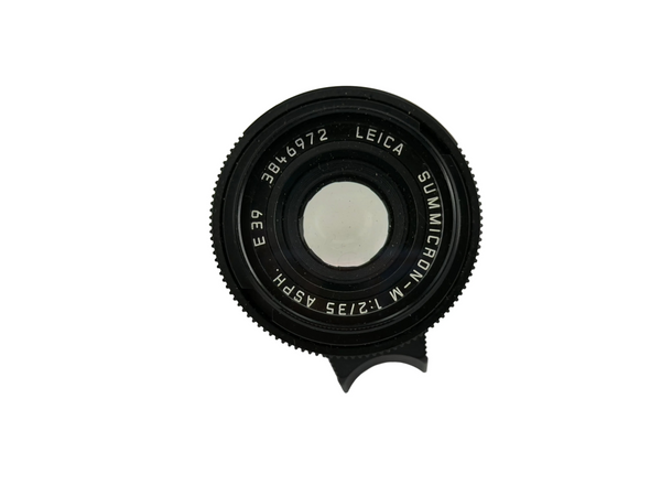 Leica 35mm f2 Summicron ASPH 11673 with hood 12526 A42