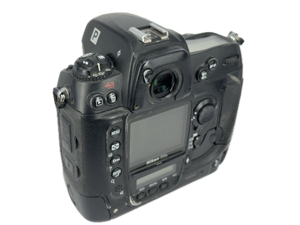 Nikon D2HS