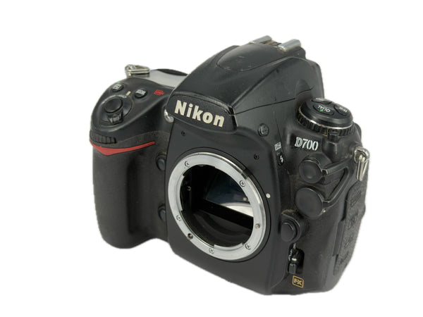 Nikon D700
