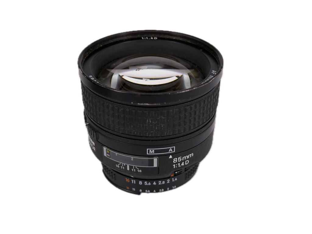 Nikon 85mm f1.8 AF Nikkor