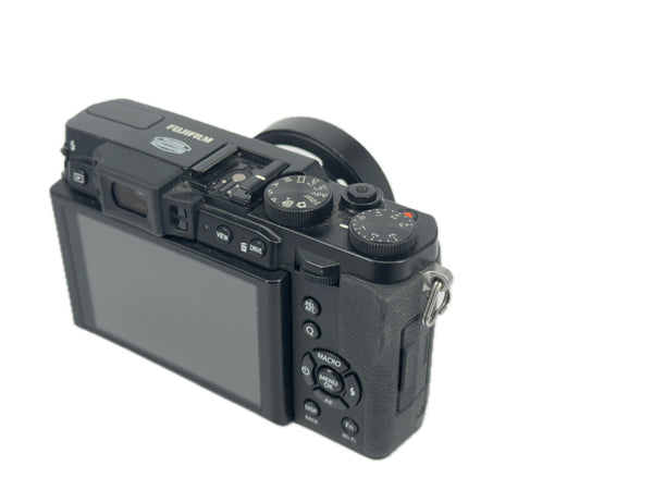 Fujifilm X30