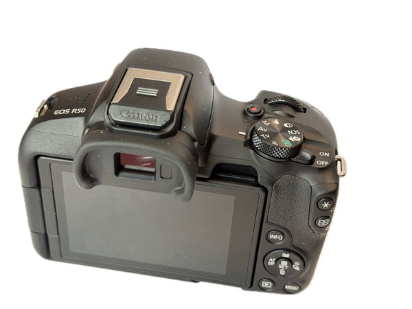 Canon EOS R50 - like new