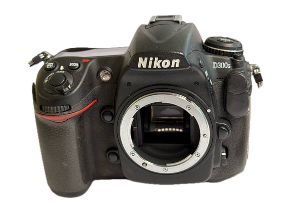 Nikon D300s