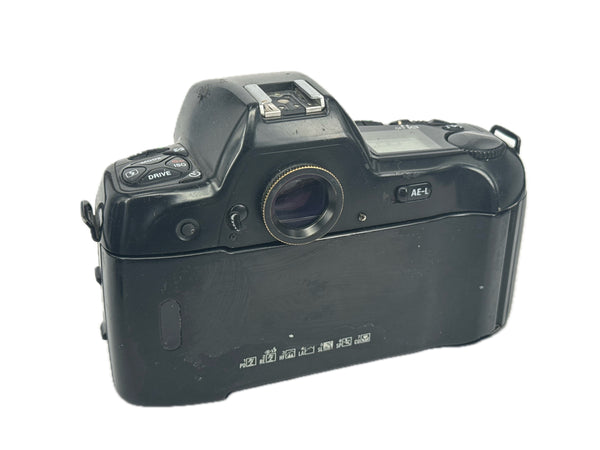 Nikon F90X - new light seals September 2025