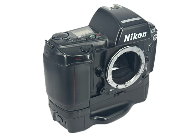 Nikon F90X with MB-10 Motordrive
