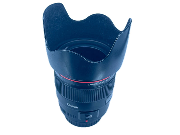 Canon EF 35mm f1.4 L with EW-78C