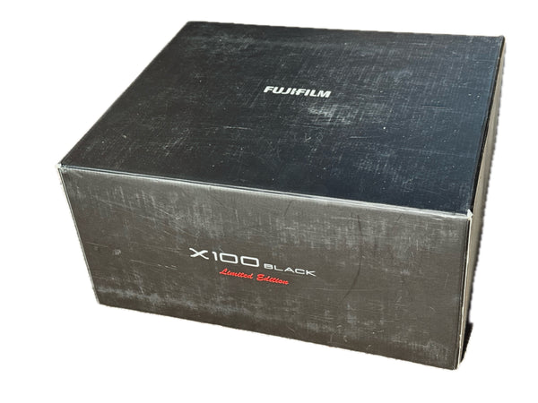 Fujifilm X100 Black Limited Edition with box