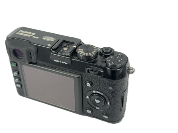 Fujifilm X100 Black Limited Edition with box