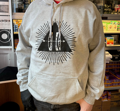 #027 Illuminati – light grey hoodie with black and white print