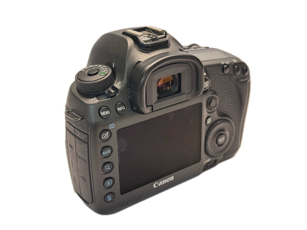 Canon EOS 5DS R - in box