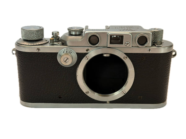 Leica IIIb 1939-1940 - serviced September 2026