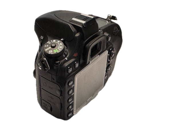 Nikon D600