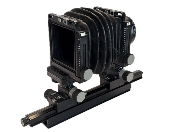 Arca Swiss F Metric 6x9 View Camera with slinding backs for PhaseOne and Hasselblad V