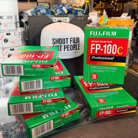 Fuji FP-100c Instant Color Film - EXPIRED  2018-09