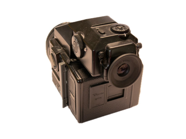 Bronica ETR Si with 75mm f2.8 Zenzanon-PE