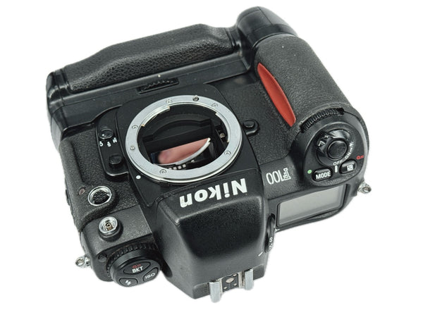 Nikon F100 with MB-15 - new light seals November 2025