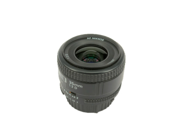 Nikon 35mm f2 AF D with hood HN-3