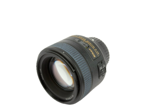 Nikon 85mm f1.8 AF-S G - like new in bix
