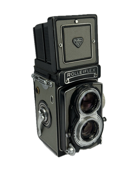 Rolleiflex T 75mm with f3.5 Zeiss Tessar and 645 insert and case