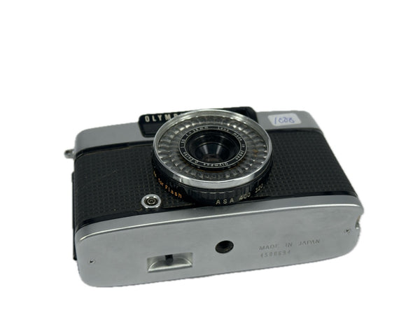 Olympus-Pen EE-2 - serviced November 2025