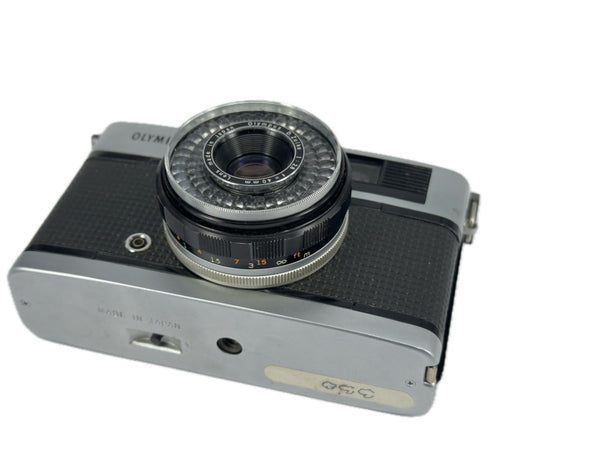 Olympus Trip 35 Silver - Cl'a and new light seals October 2025