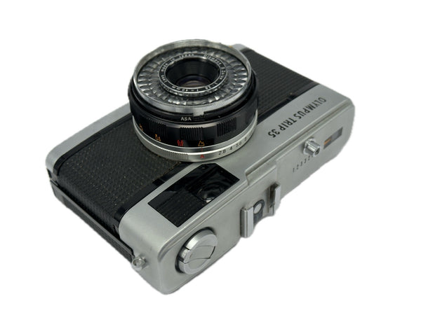 Olympus Trip 35 Silver - Cl'a and new light seals October 2025