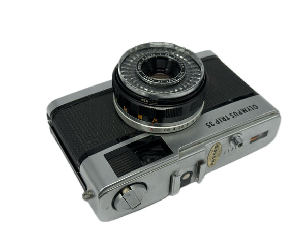 Olympus Trip 35 Silver - Cl'a and new light seals October 2025