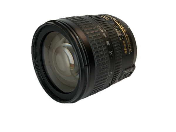 Nikon 18-70mm f3.5-4.5 G AF-S ED DX