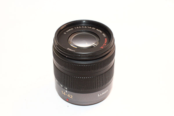 Olympus 14-42mm f3.5-5.6 ED