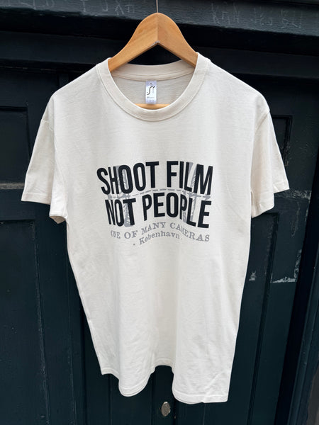 #038 OOMC Shoot Film Not People Off-White t-shirt